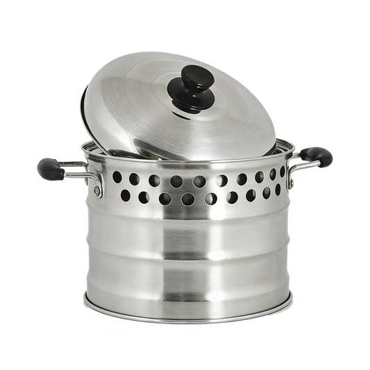 High-efficiency stainless steel Super Pot with a fireplace effect outer skirt and ventilation holes, reducing fuel consumption by 33%.